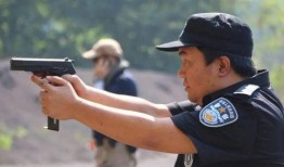 襄阳警察抓捕爆料视频最新,抓捕行动全程曝光！