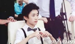 王俊凯易烊千玺娱乐爆料,揭秘偶像幕后故事