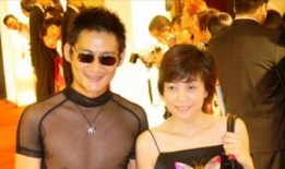 爆料景岗山喝酒视频,揭秘明星私下生活一面