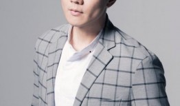 导演娱乐吃瓜直播,娱乐圈幕后那些吃瓜瞬间